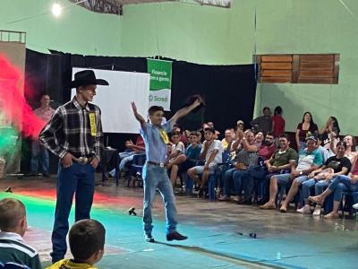 ParÃ³quia Imaculada ConceiÃ§Ã£o do Porto Barreiro realizou a escolha da Princesa do Leite e Cowboy Estiloso